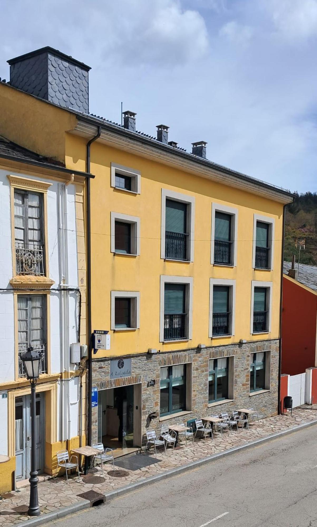 A Reigada Hotel Restaurante Grandas de Salime Εξωτερικό φωτογραφία